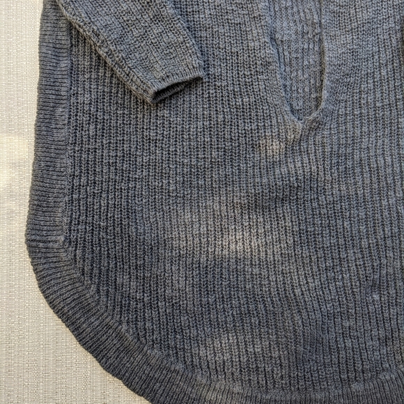 Express gray deep-v sweater - Picture 4 of 9